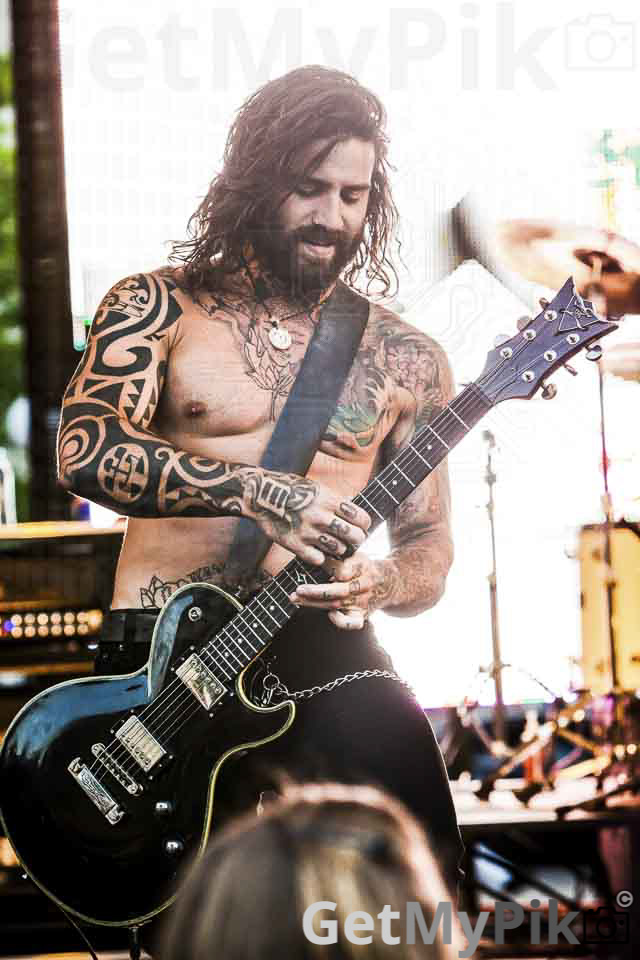 bleeker ridge velirium delirium urbain urban musique show music rock spectacle place youville quebec 2012 Taylor Perkins Cole Perkins Mike Vandyk