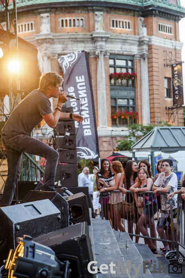 bleeker ridge velirium delirium urbain urban musique show music rock spectacle place youville quebec 2012 Taylor Perkins Cole Perkins Mike Vandyk