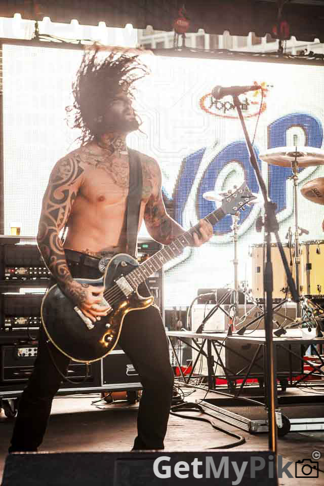 bleeker ridge velirium delirium urbain urban musique show music rock spectacle place youville quebec 2012 Taylor Perkins Cole Perkins Mike Vandyk