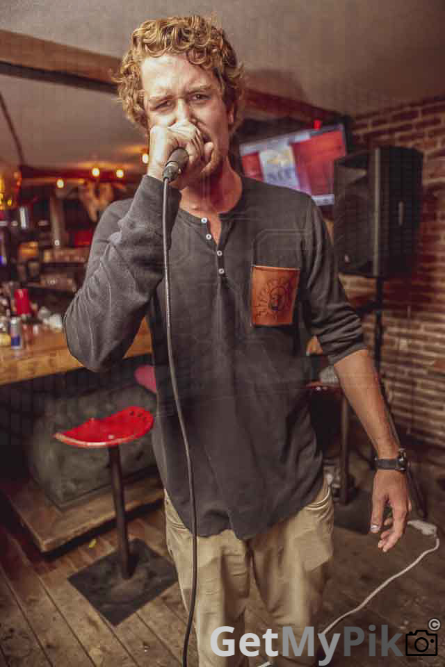 b tall b-tall spectacle show musique rap hip-hop jack saloon bar taverne