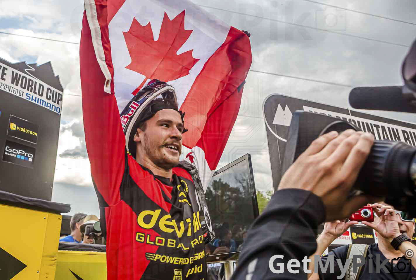velirium steve smith win winner downhill coupe monde world cup race course velo bike mont-sainte-anne msa quebec 2013