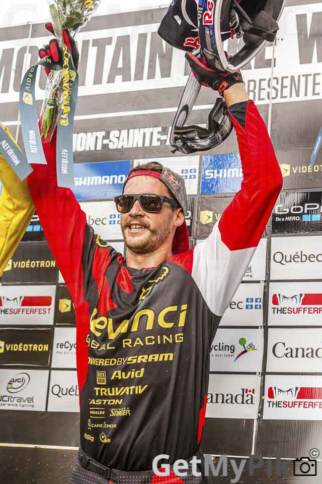 velirium steve smith win winner downhill coupe monde world cup race course velo bike mont-sainte-anne msa quebec 2013