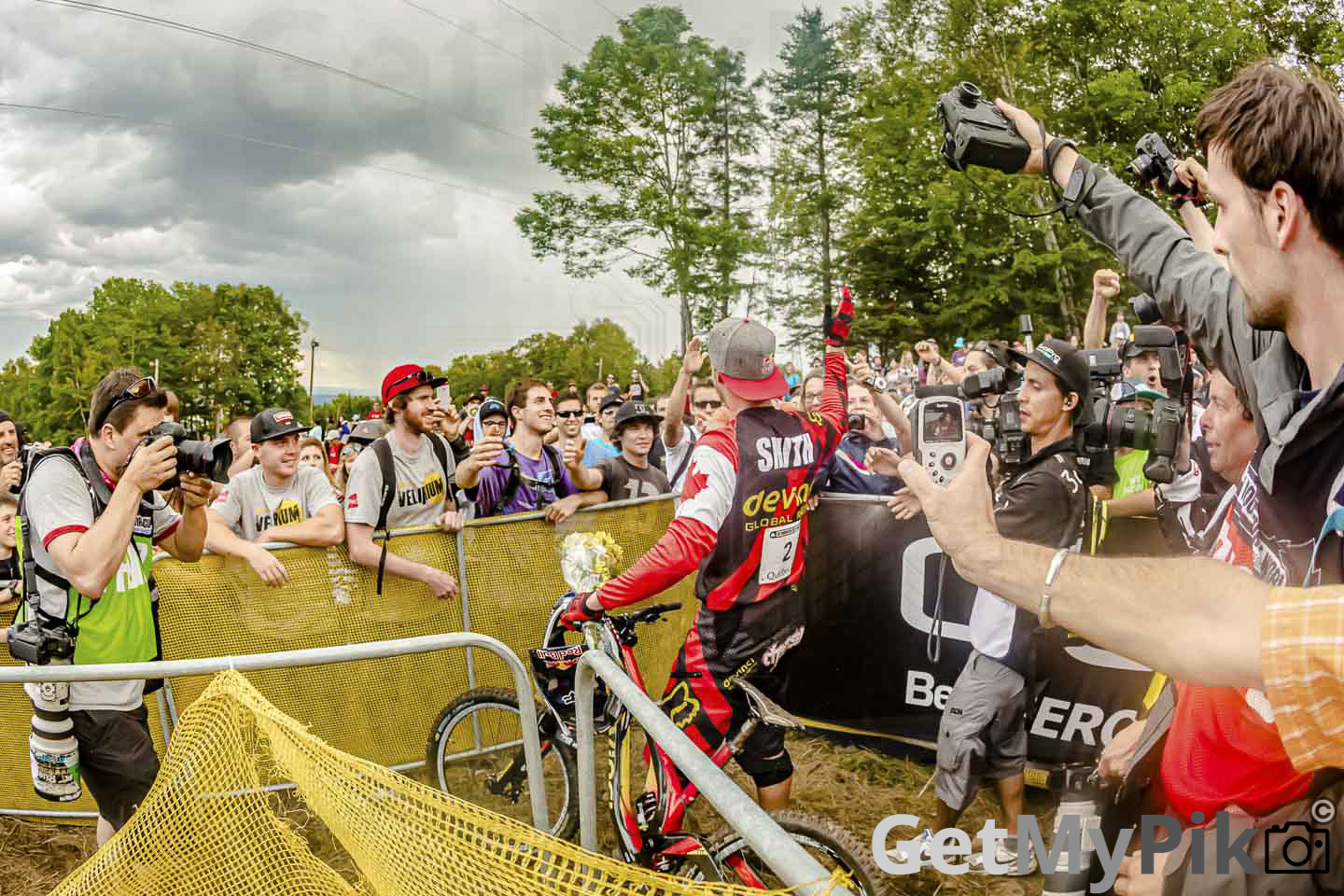 velirium steve smith win winner downhill coupe monde world cup race course velo bike mont-sainte-anne msa quebec 2013