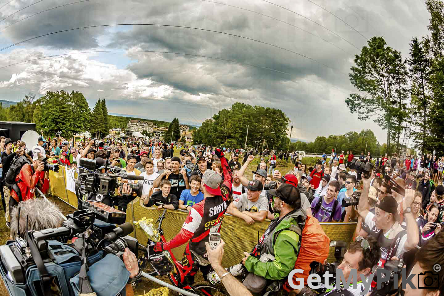 velirium steve smith win winner downhill coupe monde world cup race course velo bike mont-sainte-anne msa quebec 2013